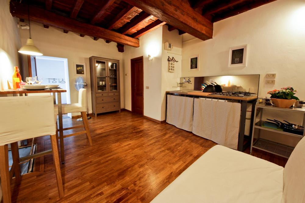 Appartement Ponte Vecchio Tower à Florence Extérieur photo
